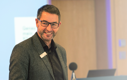 Sprecher bei einem Seminar von Kampmann