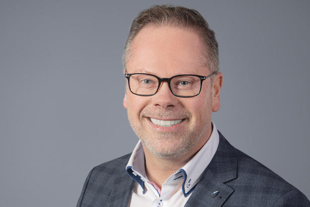 Martin Giese lächelt in die Kamera